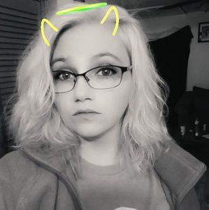 Meet your Posher, Amanda